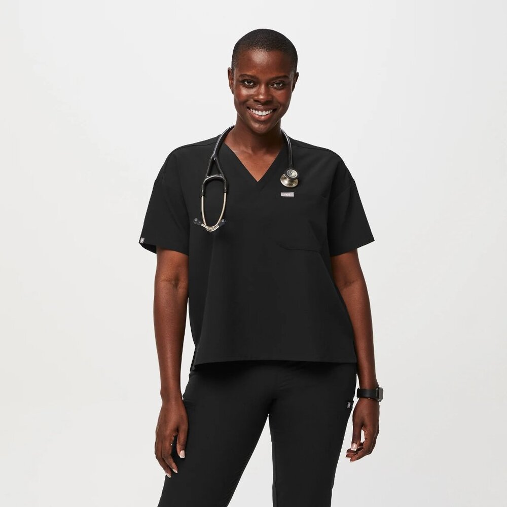 FIGS Black One-Pocket Scrub Top, Large